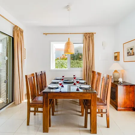 Vila Athena By Ezoria