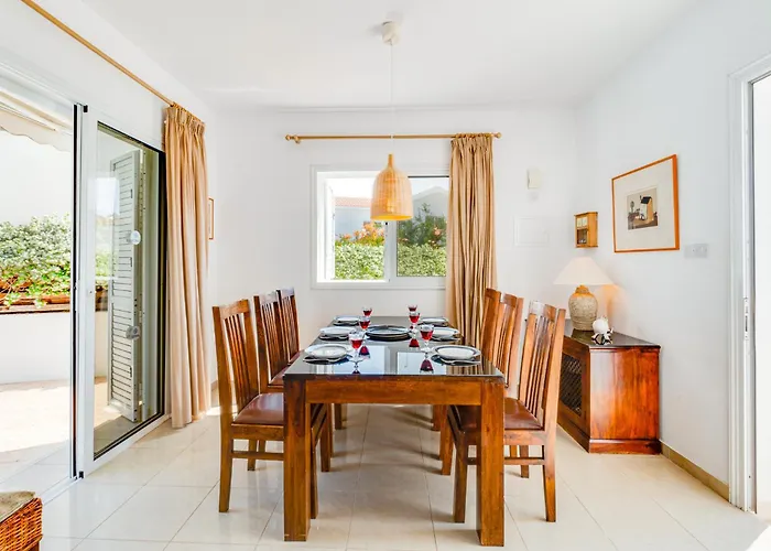 Villa Athena By Ezoria