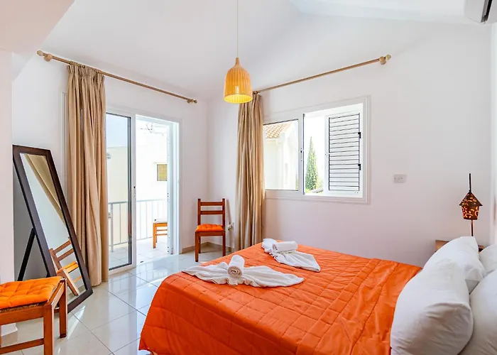 Athena By Ezoria Villa *