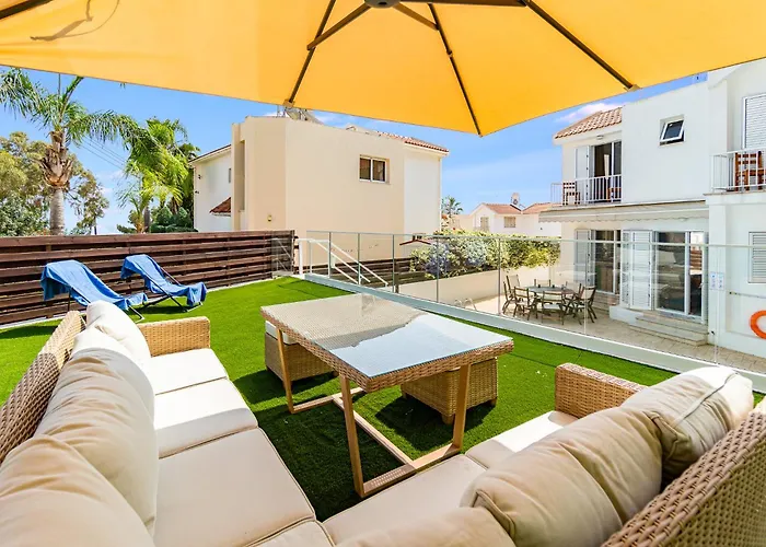 Athena By Ezoria Villa *