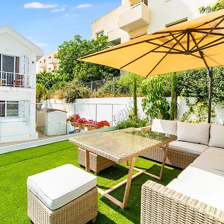 Athena By Ezoria Villa